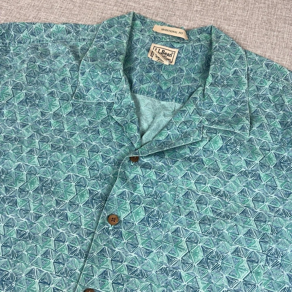 L.L.Bean Shirt Mens 2XL Green Geometric Camp Short Sleeve Button Up 300229